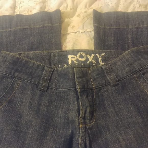 *4 for$10*Roxy jeans - Picture 2 of 4